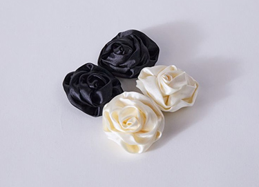 コサージュ　WH