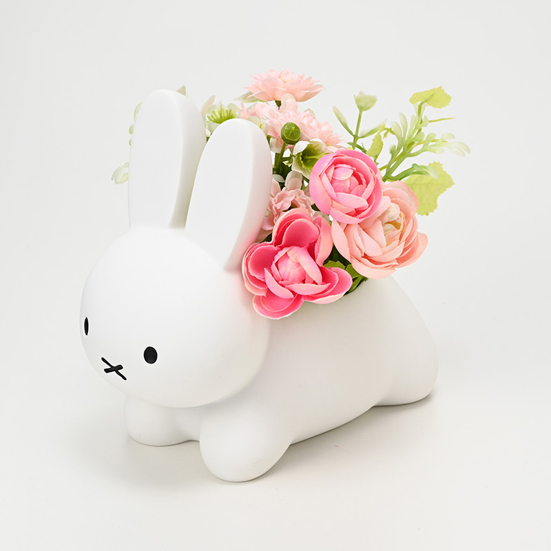 うさぎカバーアートフラワーアレンジ