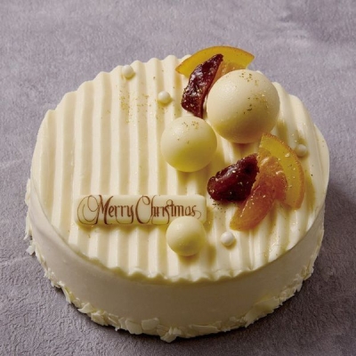 [京王プラザホテル]トンカ豆香る、優しい味わいのフロマージュムース エグリーズ ブランシュ