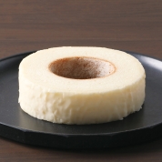 ［弘乳舎ＴＯＫＹＯ］純白バウムクーヘン　ＫＢＨ－１５