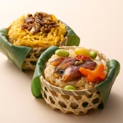 【敬老の日】[京料理 美濃吉]敬老の日 (UWI-50A)鰻の飯蒸しと和牛の飯蒸しの詰合せ