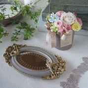 【母の日】[パルク・フローラル]ペールカラーのプリザーブドフラワーアレンジ＆ミラートレイ