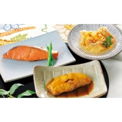 【夏の贈り物】なだ万　レンジで簡単！ 料亭の魚惣菜詰合せ　YN-5B　直送品