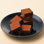 【バレンタイン】[ラ・ロシェル]鉄人生チョコスイート8個