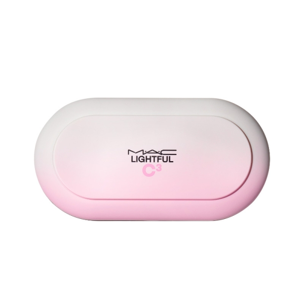 M・A・C]ライトフル C3 ナチュラル シルク パウダー ファンデーション