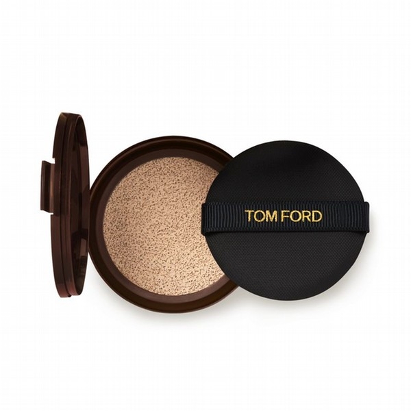 TOM FORD シェイド アンド イルミネイト ファンデーション 4.0ボーン TOM FORD シェイド アンド イルミネイト ファンデーション 4.0ボーン