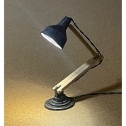 (1)小島隆雄 スタンドライト　