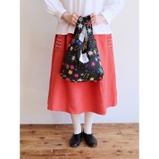 【9/24(木)以降発送】[ポットアンドティー]毛糸刺繍バッグ　黒