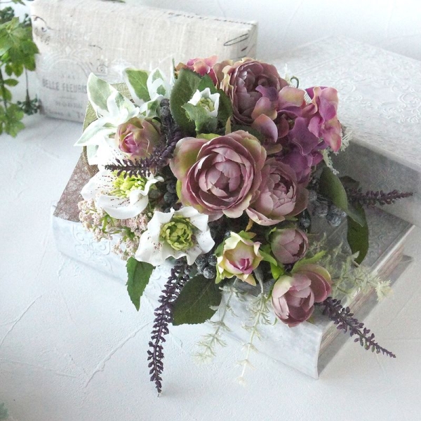 ドライフラワーラナンキュラスとクリスマスローズのリーススワッグ ギフト