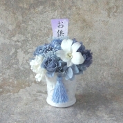[パルク・フローラル]デンファレ入りお供えの花　群青　