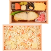 [築地魚弁]季節の炊き込みご飯と銀ひらす塩糀焼弁当