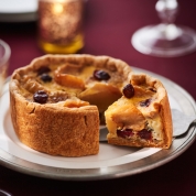 【クリスマススイーツ＆グルメ】[RF1]林檎とゴルゴンゾーラのキッシュ