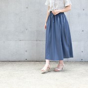 【SALE】STRAWBERRY-FIELDS　ロイヤルライトレザー　スカート　ブルー
