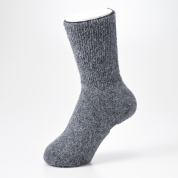 [ナイガイ]みんなのくつした(Universal Design Socks)/あたたかソックス　チャコール(97)