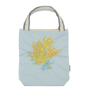 [シノワズリーモダン京都]繍画アート・トート　ミモザ刺繍 防水・撥水トートバッグ　ライトブルー