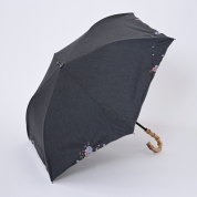 [BLAO ブラオ]多色花柄刺しゅう晴雨兼用パラソル(折り畳み・トップフラット)　97（チャコールグレー）