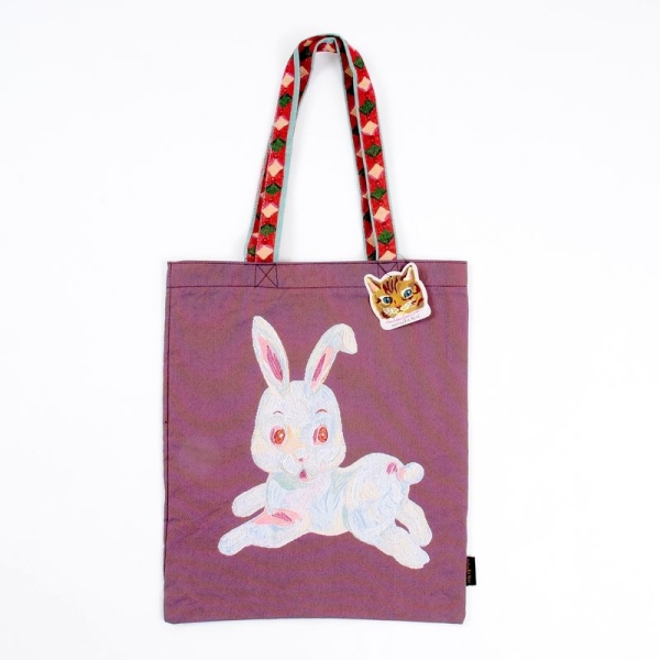 ウサギオフホワイト手編みトートバッグ ウサギ 椿の花 - トートバッグ