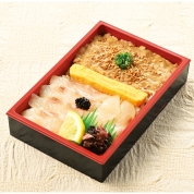 5/24受取【京都展】［佐近］天然鯛昆布〆 トリュフ風味 /胡麻和え弁当