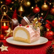 【産直】白金ブッシュドノエル（苺）ハーフ