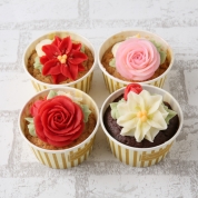 【産直】お花のクリスマスカップケーキ４個セット（ポインセチア）