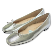 [カルテットハーモニー] スクエアトゥプレーンパンプス15760　SV