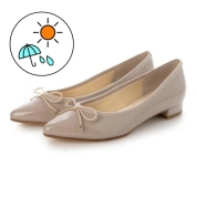 [jupery ジュペリー]チャームリボンポインテッドパンプス (No.8018) オークベージュエナメル(OKBGE)　
