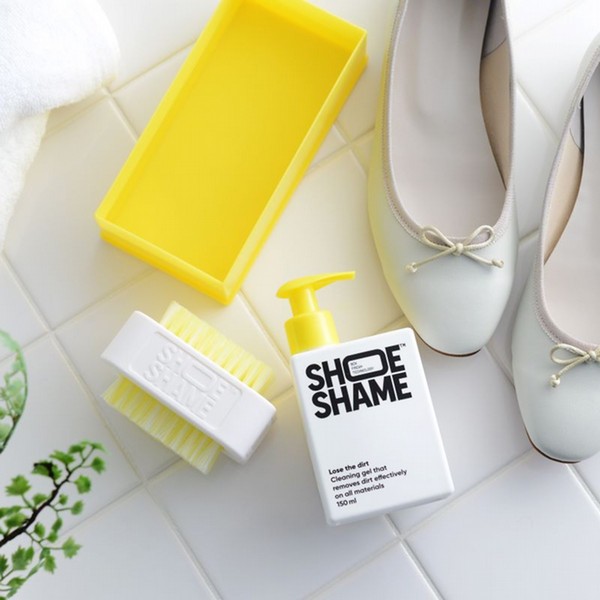 水洗い不要のシューズクリーナー ルーズ ザ ダート キット／SHOE SHAME