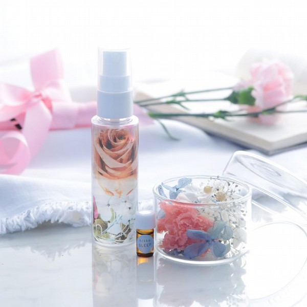 おやすみ前の贅沢タイムに 本物のお花で楽しむアロマギフトセット Hikka 京王ネットショッピング 京王百貨店