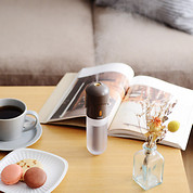 【SALE】角度調節で向き自在！容器を選ばないポータブル加湿器／PRISMATE