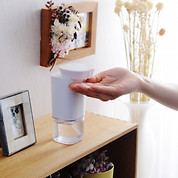 【SALE】触れずに除菌　コンパクトサイズのオートディスペンサー／PRISMATE