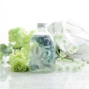 誕生石カラーのハーバリウム～エメラルド～　5月／hikka