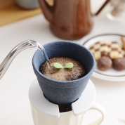 新芽に水やりするような　ほっこり気分のセラミックコーヒーフィルター
