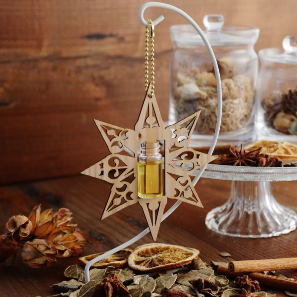 香りと陰影を楽しむ 間伐材のオーナメントアロマ／Aronature - 京王