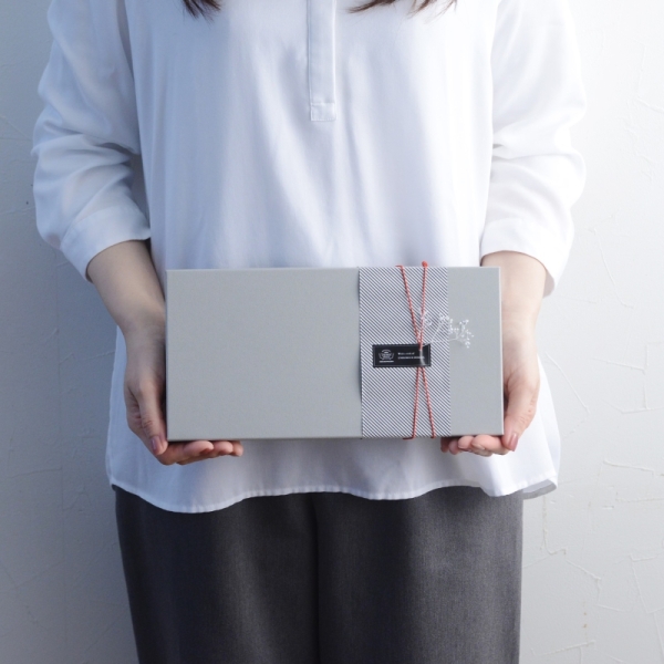 入浴剤 アロマモイスト バスパウダー セット 美容液のような入浴剤 アロマモイストバスパウダー - 京王ネット
